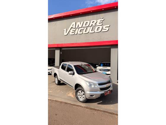 CHEVROLET S10 2.5 LT 4X2 CD 16V FLEX 4P MANUAL CHEVROLET S10 2.5 LT 4X2 CD 16V FLEX 4P MANUAL
